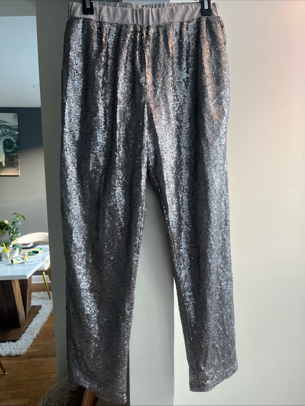 En crème silver Sequin Relaxed Jogger Pants Size L